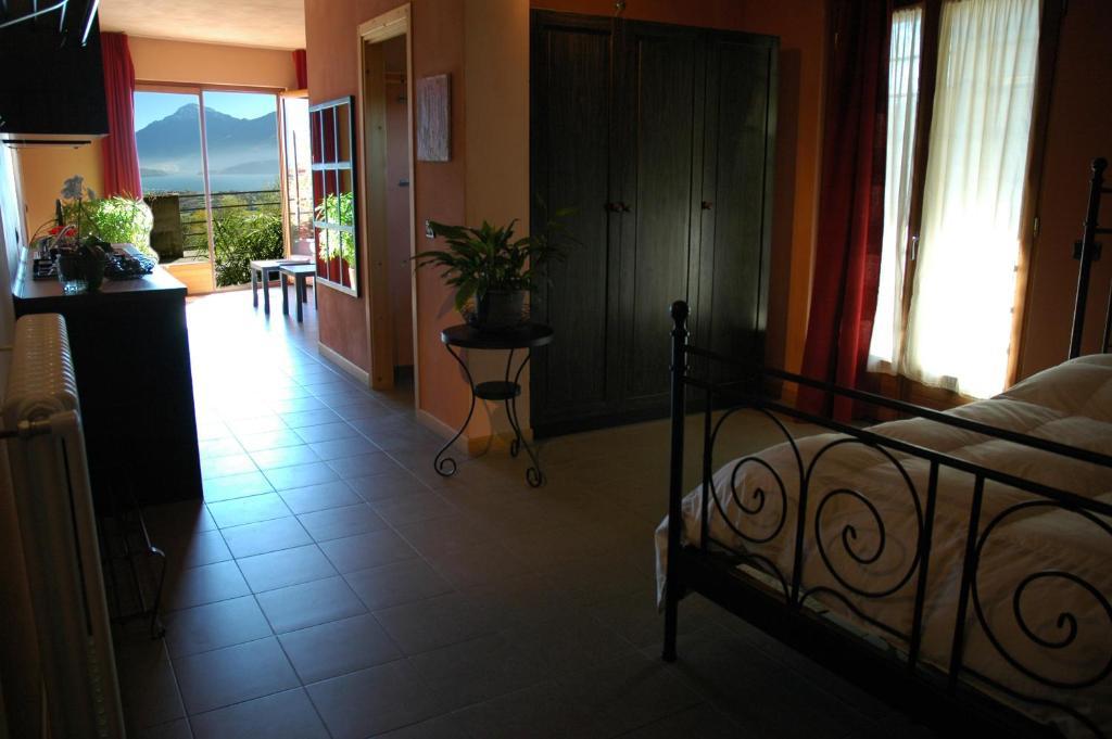 גראבדונה Bed And Breakfast Studios Alto Lago Di Como חדר תמונה